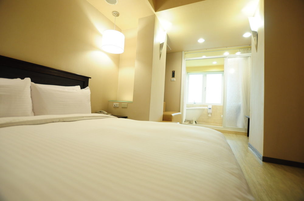 Kindness Hotel Shinkuchan เกาสง ภายนอก รูปภาพ